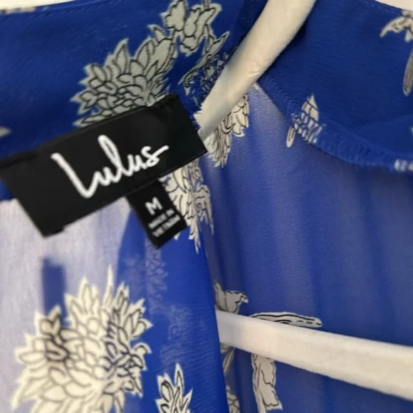 Lulu’s Size medium floral blue and white dress boho preppy - Picture 4 of 6